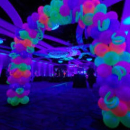 NLRStuCo's tweet photo. Our NLR Homecoming theme is #GLOCO18. Stay tuned for more information and the spirit week themes! https://t.co/xof6zp4sRO