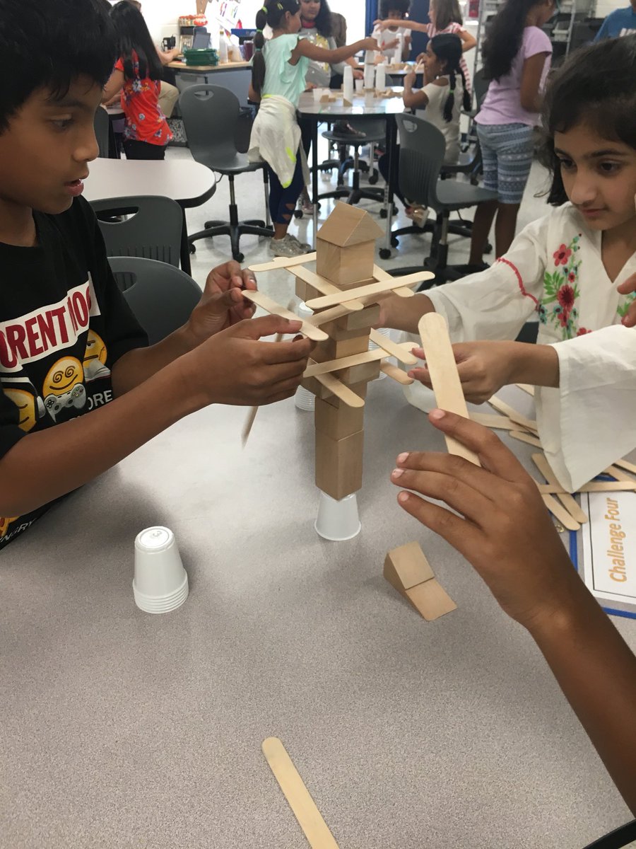 mswhite_4th's tweet photo. We loved our first trip to the CoLab! Working together to complete building challenges. @RLC_CoLab @RLCPrincipal https://t.co/ZE86uIY25P
