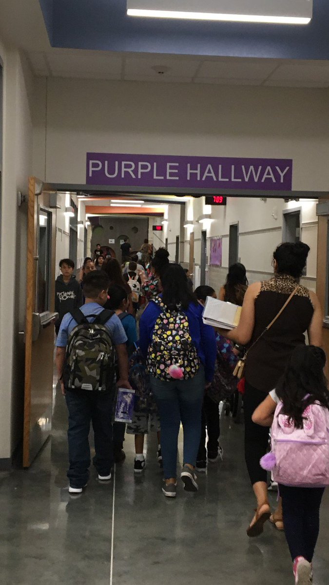 DVISD_NCES's tweet photo. Welcome to Collins Elementary, First day of school for DVISD newest elementary school. @DVISD_NCES #DVISDfirstday #DVProud https://t.co/HlyiicscRS