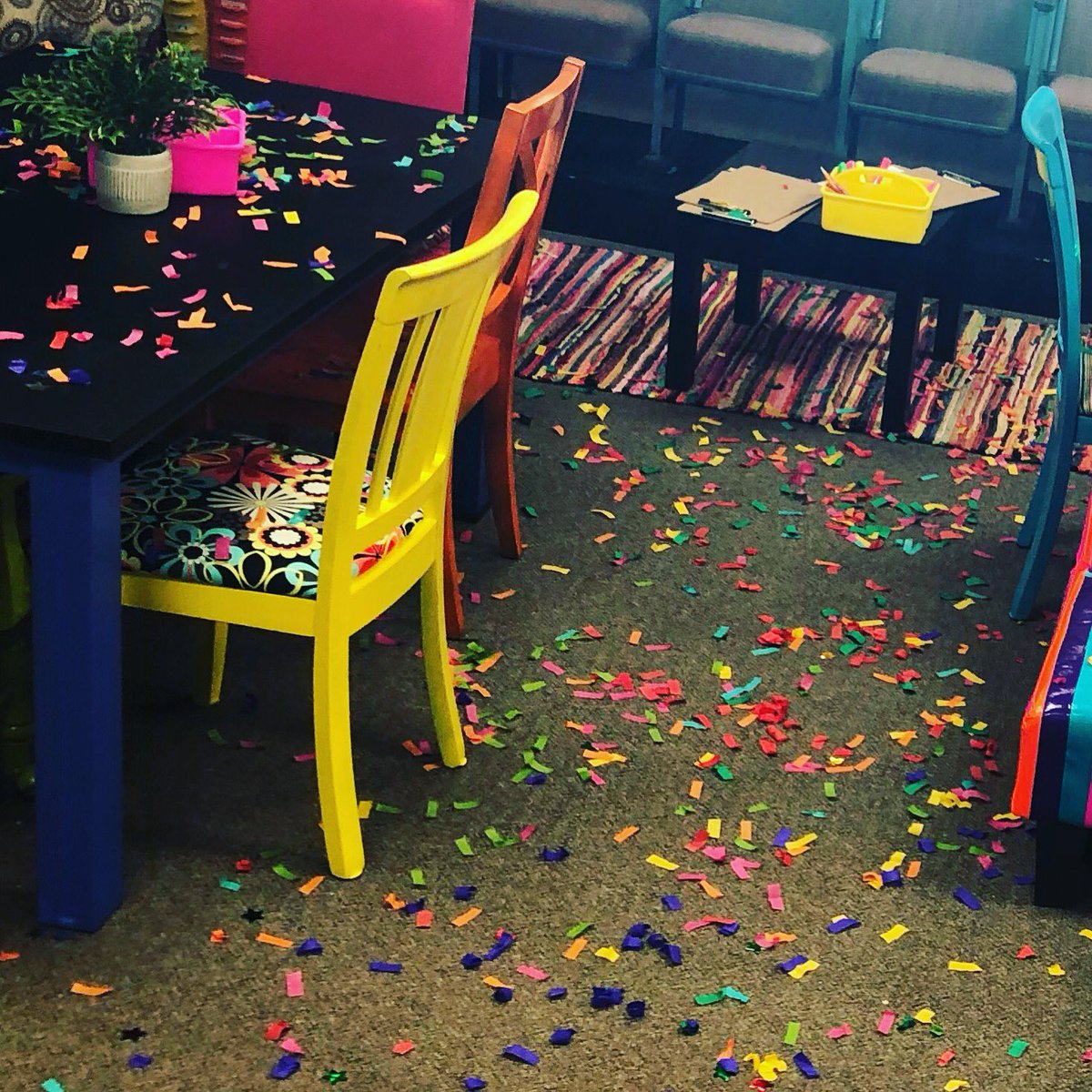 decide2go's tweet image. Evidence of a FUN first day with AMAZING kids!!! @GenePike 😄🎉 #7thELA