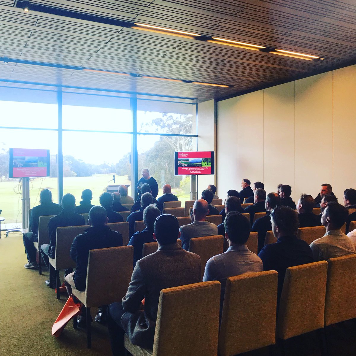AdvancedSeed's tweet image. Our golf specific seminar was a hit yesterday. Thanks to all attendees for making the effort to enjoy the wisdom of Dr Leah Brillman and Metro superintendent Dave Mason. The World Cup is going to look great! ⛳️🏌️‍♂️@MetropolitanGC @Moosetash1 @SROGerminati