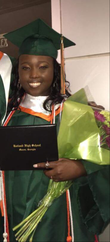 MorganPnkPrint's tweet photo. Graduation 2016 https://t.co/rrijG1cQWg