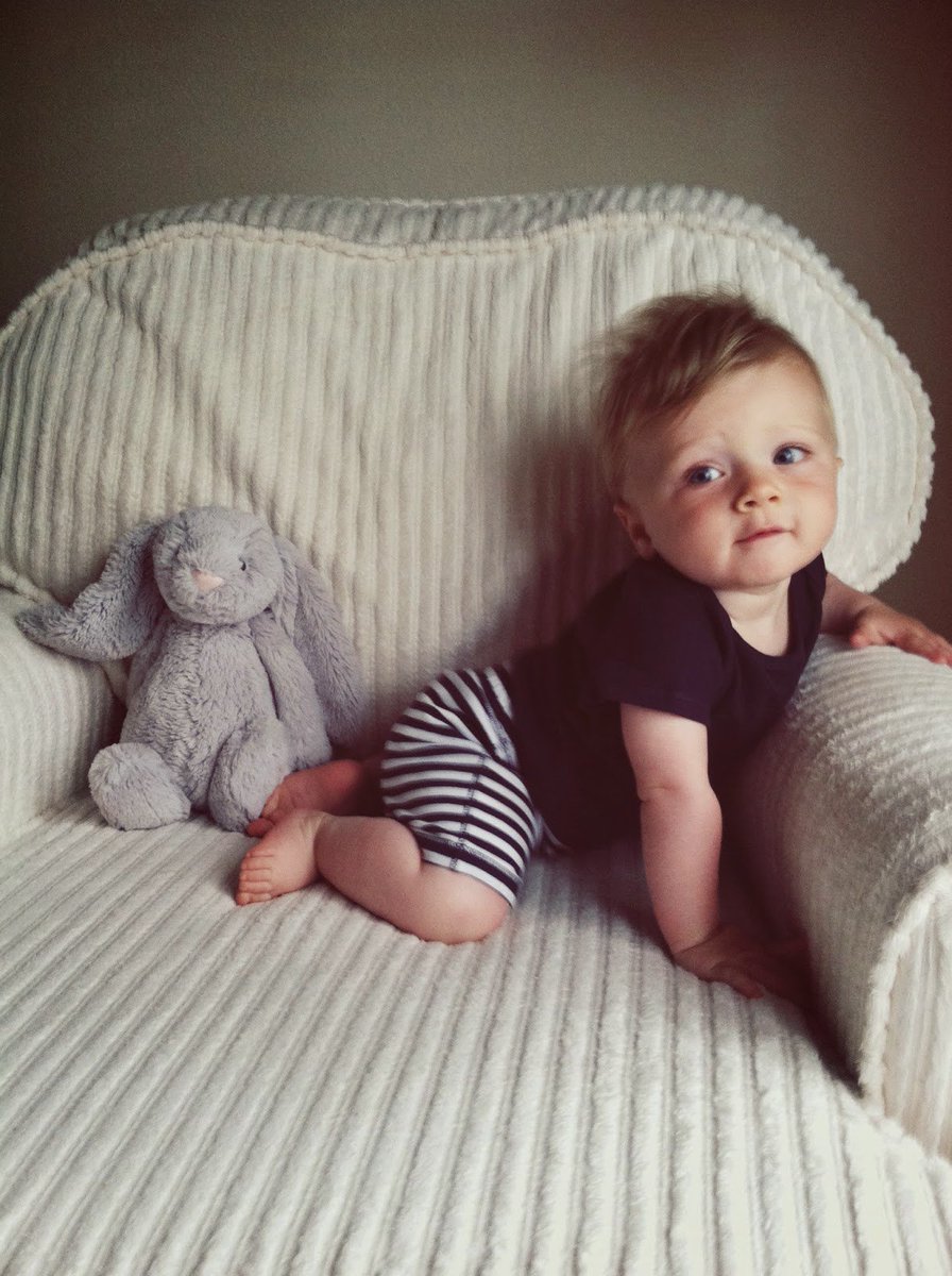 TheBabyTerra's tweet photo. That`s just superb!

#smile #newborn https://t.co/Tm884xAhNf