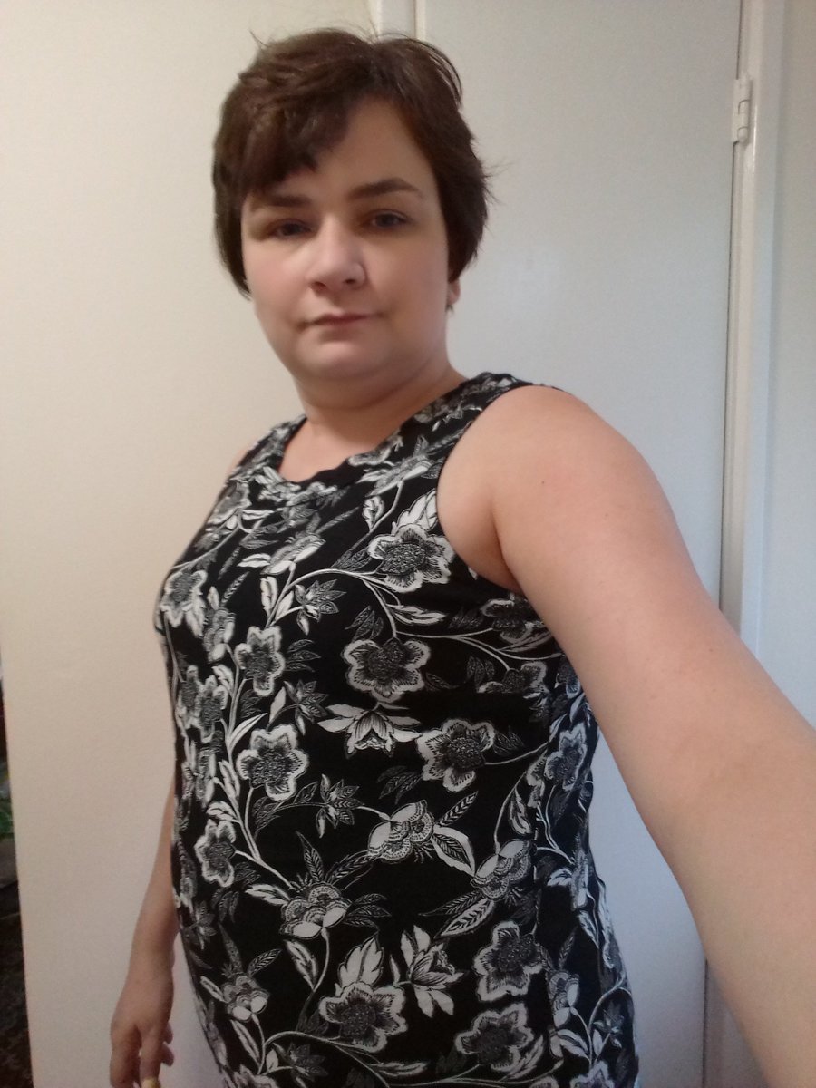 KnowMeSee's tweet photo. Finally tried on the clothes I've bought over the past couple of months #NextSummerSorted https://t.co/PTy9MAtGGt