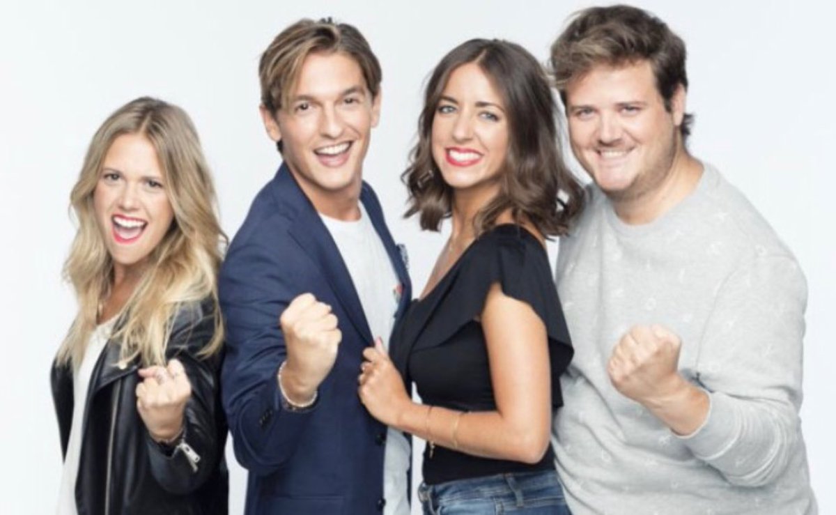 JuanJimenezFM's tweet photo. @xavimartinez Y hablando de Radio a parte de hoy voy extrañar este pedazo equipazo de @LoMas_40 como director que eras @xavimartinez y tus compañeros @Gemahurtado_ @paulaparcha & @PabloDeTorresFM aquí se aprendía de música y radio solo digo Gracias!! Por todo #LoMas40 https://t.co/c2OuOfkgtk