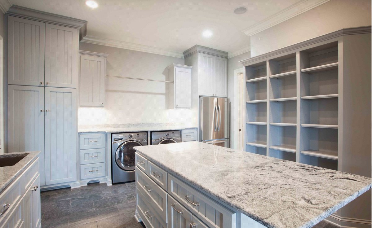 RegencyBuilders's tweet image. Get your home back-to-school ready! Prepare for the busy days ahead by   creating a drop zone for book bags, set up a central calendar with all   schedules, and get organized with shelves and cubbies to keep things