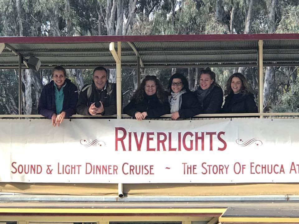 greenprojectorg's tweet image. Paddling down the #Murray river in #Echuca, the traditional way, with the historic 1924 built “Pride of Murray” #paddlesteamer.