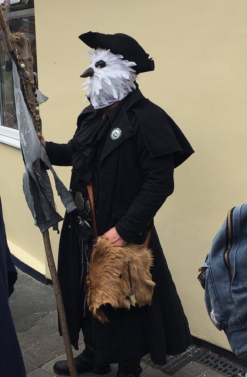 atters1000's tweet photo. Fantastic day in Dymchurch for the #DayOfSyn - the regular festival celebrating Russell Thorndyke’s novels of smuggling & adventure #Scarecrow https://t.co/mwoUPfuSrH