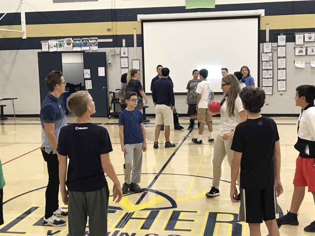 DrJnnMcM's tweet photo. My #SES442 class got to observe rockstar #PhysEd teachers @bactive2day and @mmoeller_co set up their start of the year expectations and teach some community building! So grateful for professionals like this who help show #EmergingLeaders the right way to teach! @UNCSportPed https://t.co/b0Fx8661rS