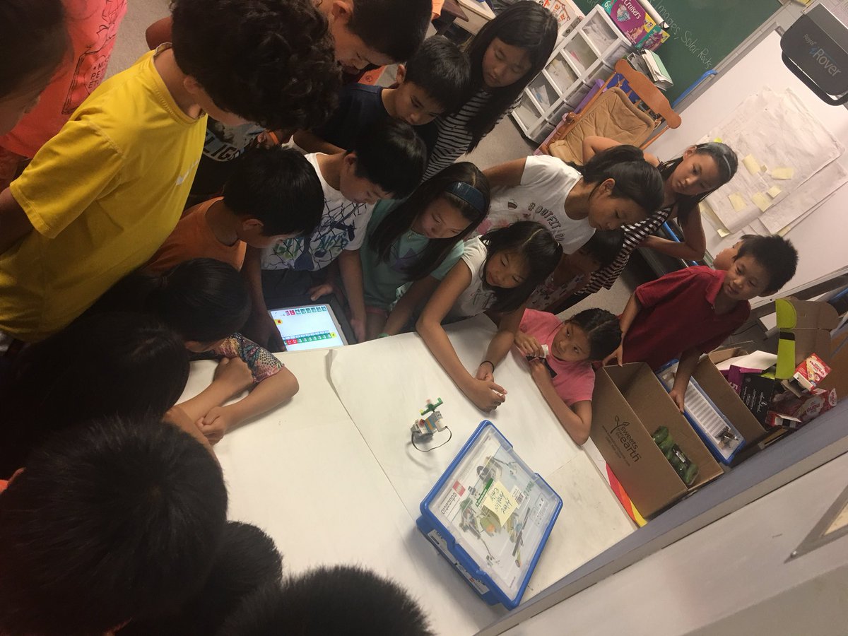 mmemurugiah's tweet photo. The students were engaged and excited to share their small group learning with the whole #CherokeeSSGrade4 class π£π£π£ #AccountableTalk #StudentLedLearning #SummerTDSB @TDSB_Robotics @AnnikaPint @TDSB_ConEd https://t.co/ZokzYzzoeJ