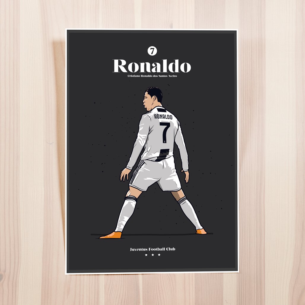 Uživatel KieranCarroll Design na Twitteru: „New @Cristiano print now  available from my online web shop. https://t.co/gAxPmjKoW7 ⚫️⚪️ #JUVE #CR7  https://t.co/wBPYkw4rBY“ / Twitter