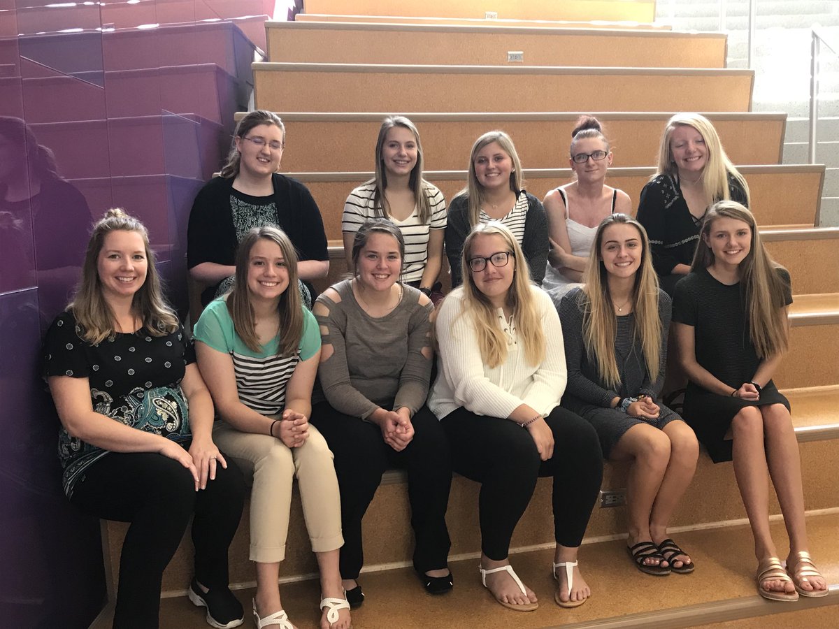 CF_CAPSEdu's tweet photo. Welcome to the CAPS Edu family...obligatory first semester pic! 😀 #wedoprofessional #wedosillytoo https://t.co/quG82fFGh5