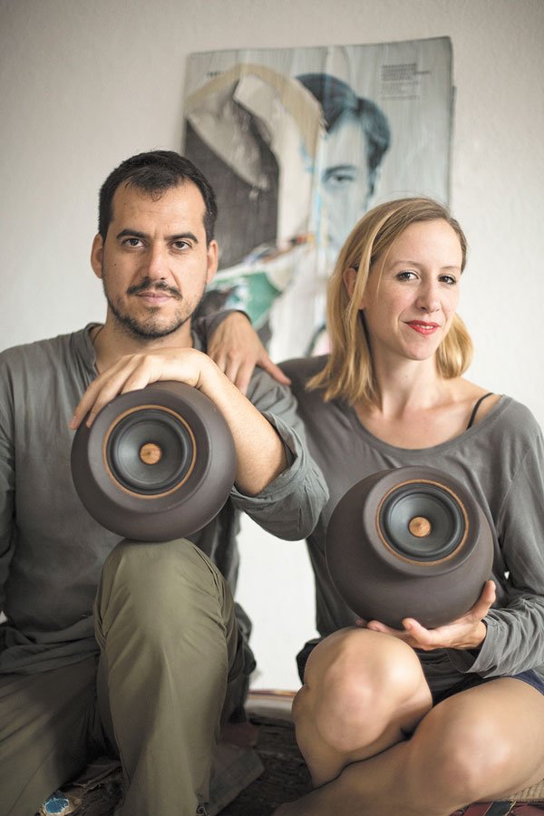 Artesanía y tecnología se unen para darle vida a Mapuguaquén goo.gl/3jSev6 <a href="/pabloocqueteau/">pabloocqueteau</a>