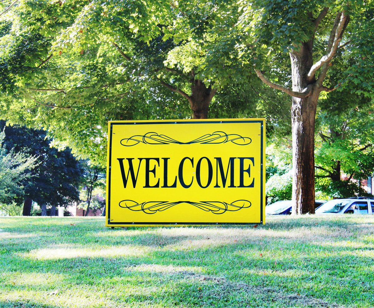 longislandu's tweet photo. The countdown has begun! Only 3 more days until #LIUPost student orientation! #movein2018 #PioneerNation #NYSchools #classof2022 https://t.co/cIkPssQeaP