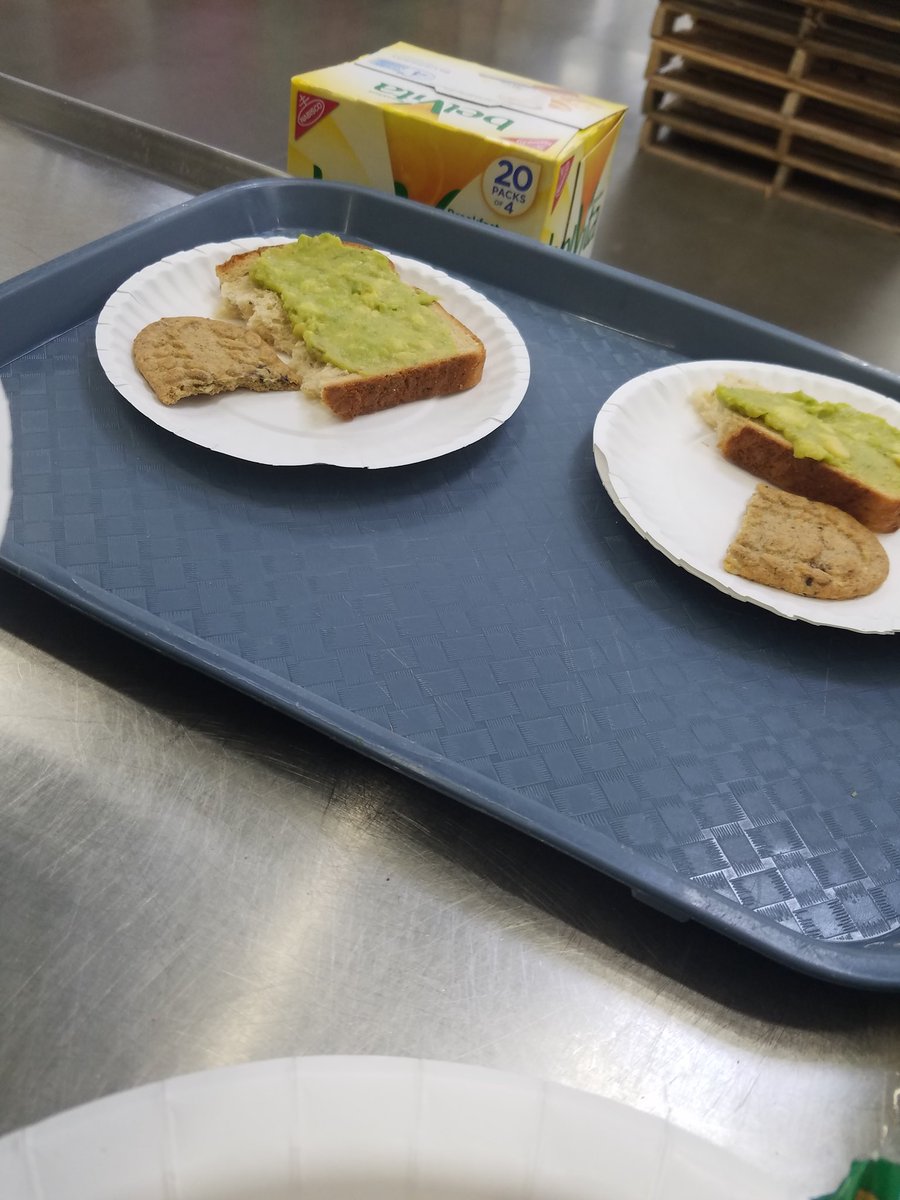 Making her favorite today at work <a href="/DebnamCarey/">Alycia Debnam-Carey</a> totally reminded me of her and how much she means to us ❤