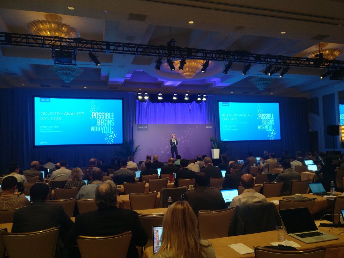 Shirley kicking off the <a href="/VMworld/">VMworld</a> Analyst Day #vmwanalyst
