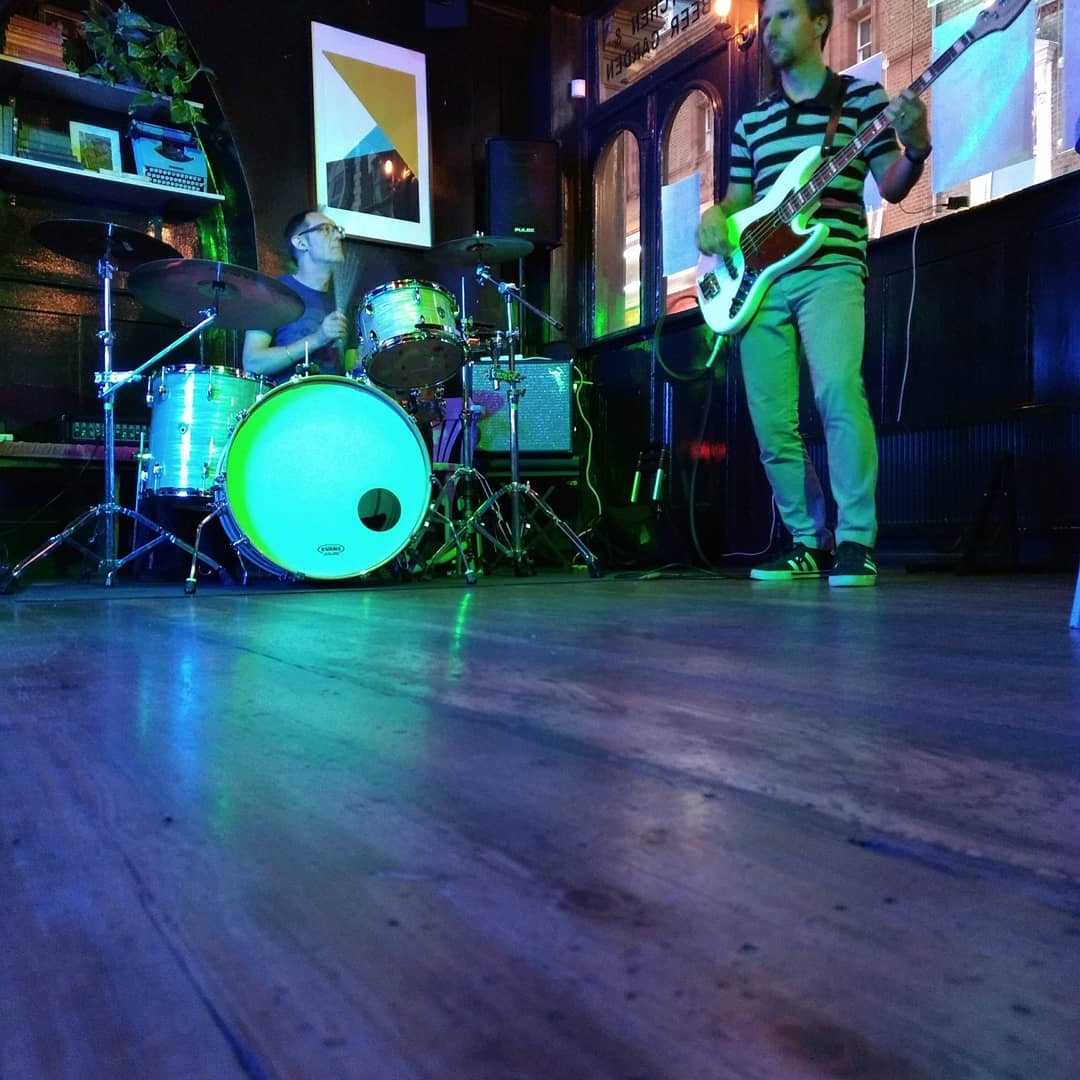 Friday blues-rock at <a href="/GeorgeNDragonW3/">George and Dragon W3</a> #greatvibe #livemusic #actonfriends #westlondon #londongigs