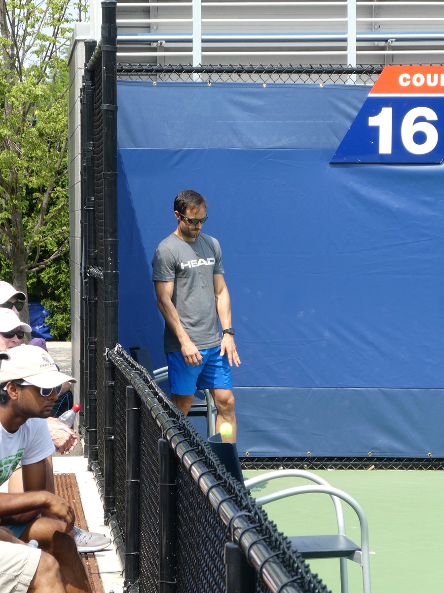 dqtanxin's tweet photo. #TeamCarreño working hard on a very hot Monday...
Good luck! https://t.co/YA3VVUrxUY