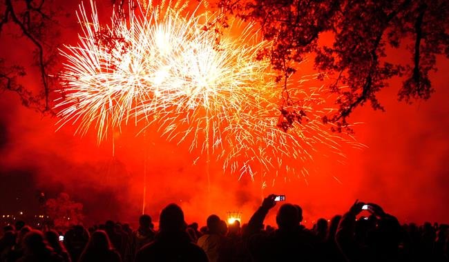 Are you planning group Travel to a Fireworks event this year? Give us a call on
01252 724010 and discuss your requirements with a member of our Sales Team