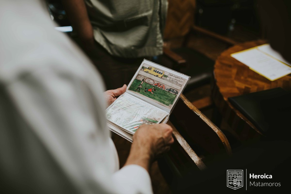 ¡Que orgullo nos dan nuestros niños y adolescentes! Recibieron reconocimientos por su excelente participación en el concurso “Yo cuento mis derechos”, por parte del consejo del Sistema Nacional de Protección de Niñas, Niños y Adolescentes. #JuntosHacemosHeroicaMatamoros