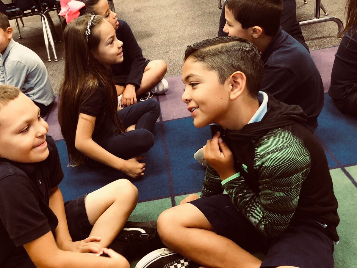 OwlieWood's tweet photo. Had a wonderful time with second graders this morning. We used our critical thinking skills to lift important ideas from a story. #NSDnow #PartnerSharing #Collaboration #Allvoicesmatter https://t.co/OUAmBce4lO
