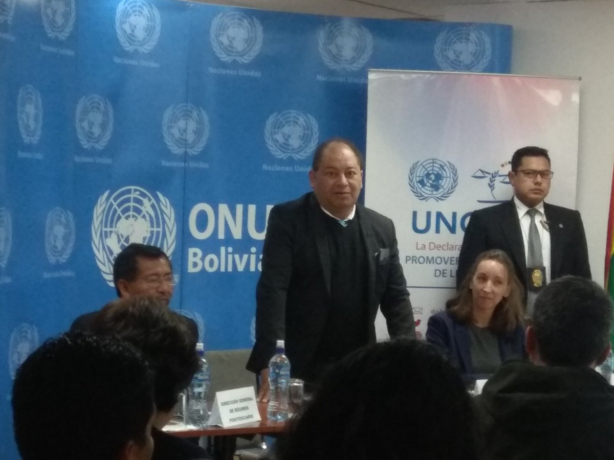 ChulverPatricia's tweet photo. Agradecemos al representante de la UNODC en Bolivia por invitarnos a las actividades de la Mision de Prevención del Delito de UNODC VIENA en nuestro país. Felices de aportar al programa #ConstruyendoLibertad desde nuestro trabajo en  politica de drogas. @SemillaBo https://t.co/ueB7sHlVYi
