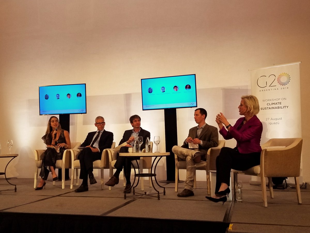 PremAmbiente's tweet photo. Excelente Panel sobre iniciativas y programas que promueven la #EficienciadeRecursos.
@SistemaB
@circulareconomy @simaconicf son casos que nos demuestran que es posible ser económicamente rentable, promover el desarrollo sustentable y la eficiencia de recursos. @g20org https://t.co/HFtfVKbmea