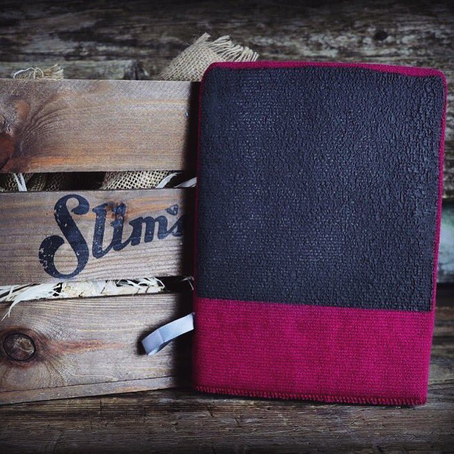 SlimsDetailing's tweet image. This Farecla Clay Mitt is not only easy to use, it’s 15% off for another 3+ hours. Perfect for removing tar spots from your paintwork and leaving a silky smooth finish ready for coatings #BankHolidayMonclay #LastFewHours #AugustOffer #SlimsDetailing