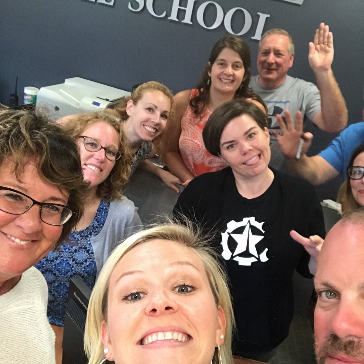 mrmanting's tweet photo. Loved spending the day with our amazing #plainwellms teachers. We kicked things off with a team scavenger hunt using the @GooseChaseEDU app! Crazy fun ensued...
#memspa #massp #miched #michedtech #LeadLAP https://t.co/5CsUILv3MG