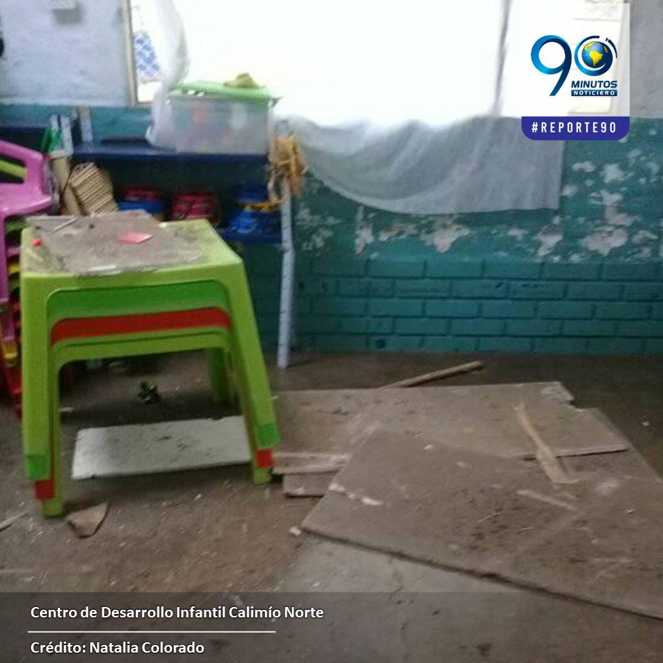 Noti90Minutos's tweet photo. #Reporte90 Usuaria nos reporta constantes robos en el Centro de Desarrollo Infantil Calimío Norte. Según la denuncia, ya han dado parte a las autoridades; sin embargo, no han recibido respuesta por parte de estas. Una estrella y el nombre Satán son distintivos del responsable. https://t.co/CiDlL8B1fk