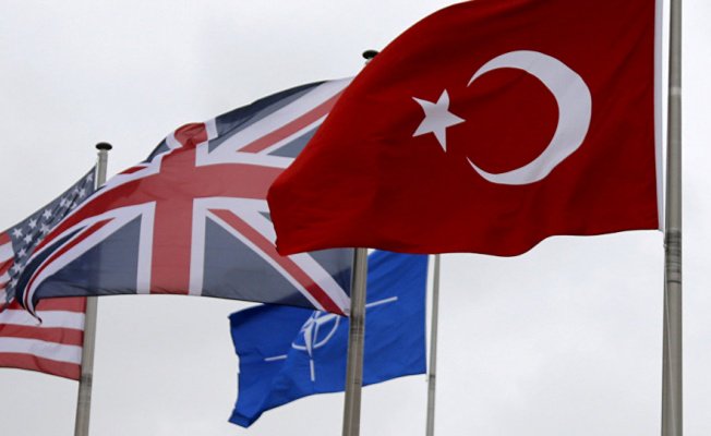 ABD, Britanya ve Fransa’nın İdlib’de yapabileceği kimyasal komplolarına Türkiye’nin şiddetle karşı çıkması gerekir’ ABD, Britanya ve Fransa’nın İdlib’de yapabileceği kimyasal komplolarına Türkiye’nin şiddetle karşı çıkması gerekir’