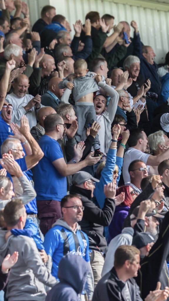 AntHedges's tweet photo. @TheGillsFC @KentProImages The utter elation you feel when @Elliott_List1 scores a goal of beauty! So what do I do!? Grab the nearest person to celebrate with - my nephew! @steve_hedges #Gills #GillinghamFC https://t.co/x1io0HScc7