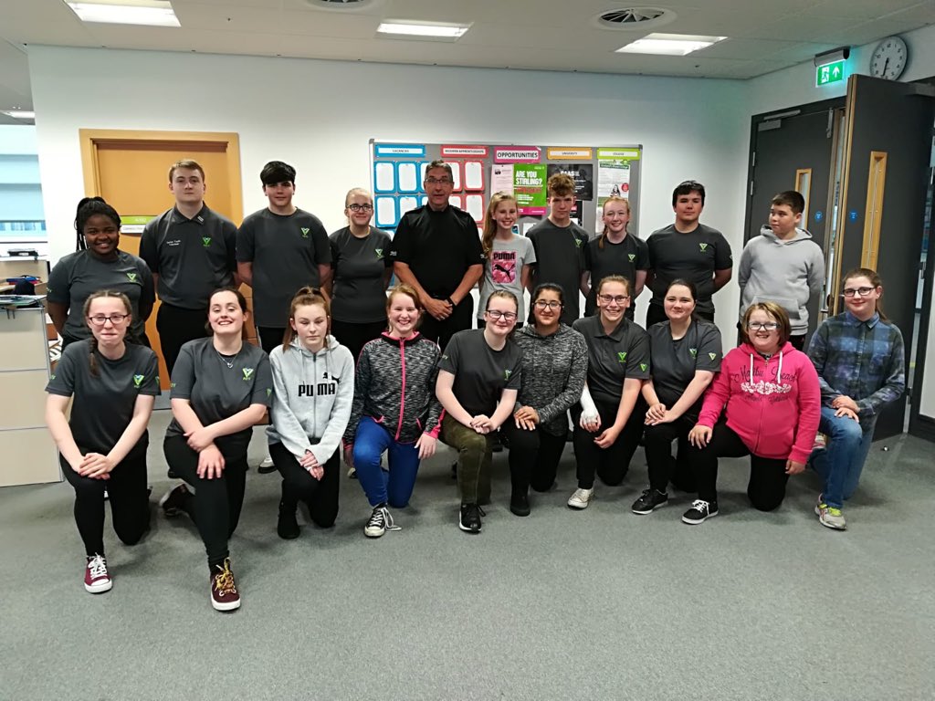 PSOSLevenmouth's tweet photo. Oor levenmouth @PolScotPSYV saying farewell to @ChSuptColinGall at tonights get together!
#HappyRetirement
#CakeAwRoond
#Gifts
#AwTheBest
#MonThePSYV https://t.co/dh6ZXfRqHx
