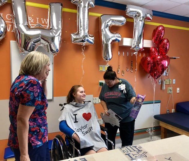 Quebec nurse donates Taylor Swift tickets to Michigan teen with brain injury - ottawamatters.com/national-news/… https://t.co/4PYISzjz0d