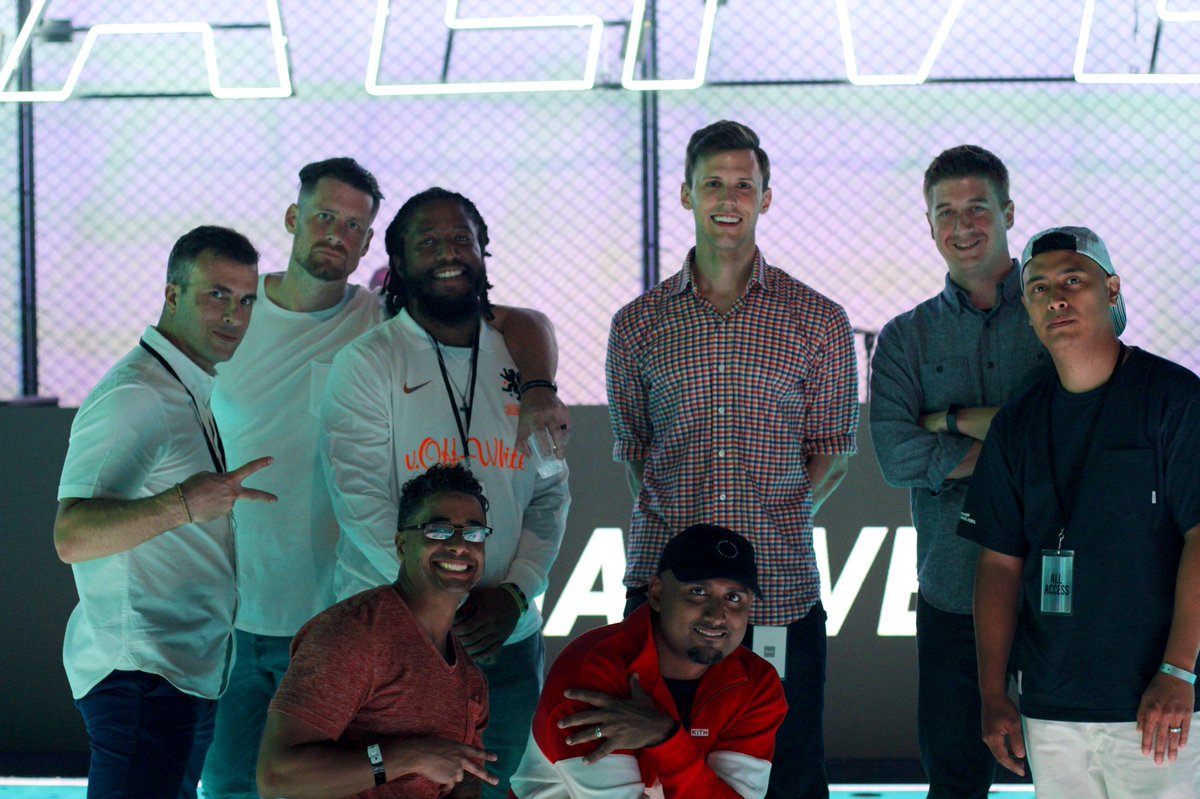 NBALiveGirl's tweet photo. The NBA Live Bros. 🏀 #NBALive19 https://t.co/Z4ybk9vIWu