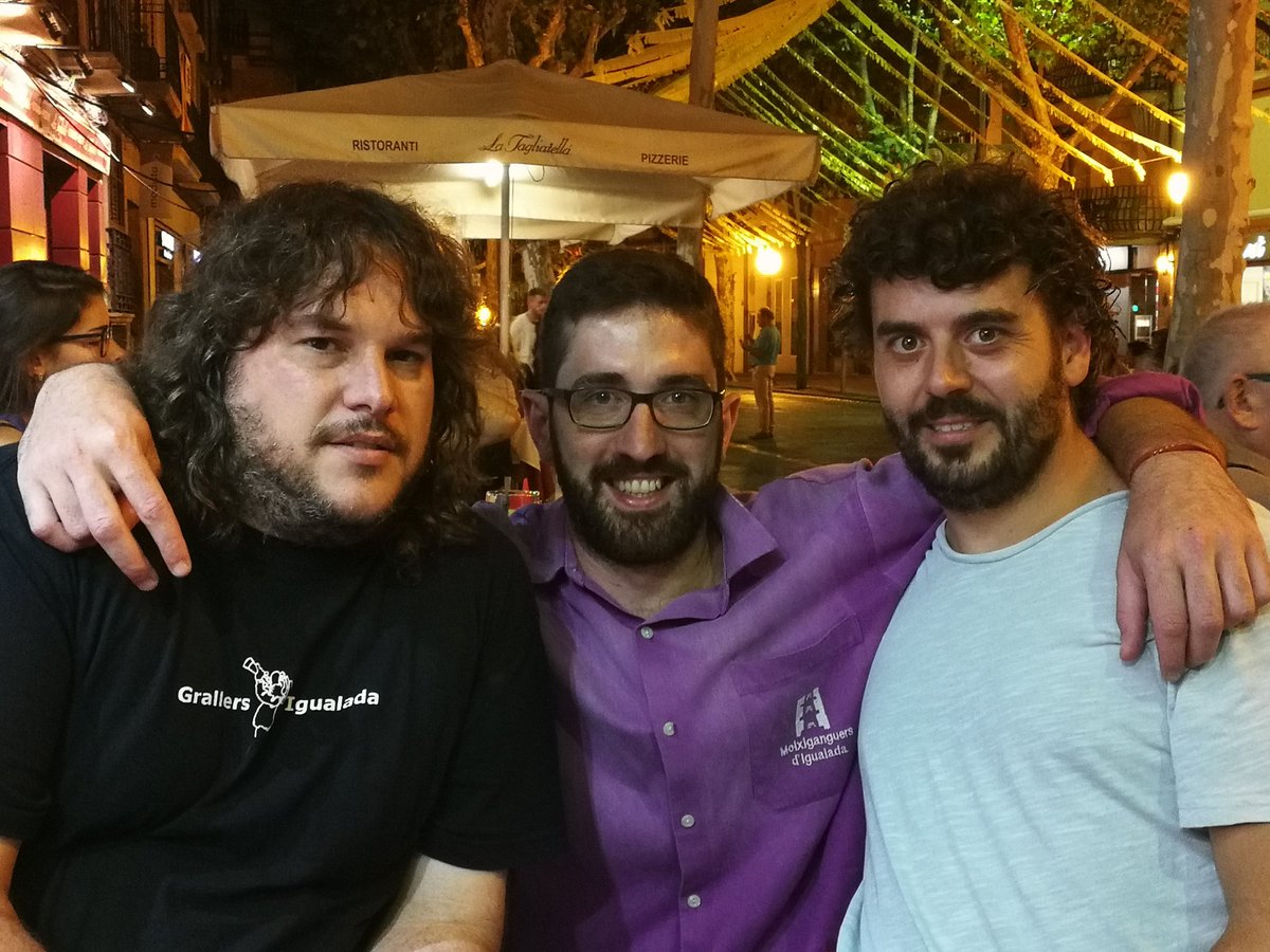 Tradicional sopar de #fmigd18. <a href="/Puyirural/">David Figueras</a> <a href="/fisiogessami/">Gessamí</a> #forarotllana