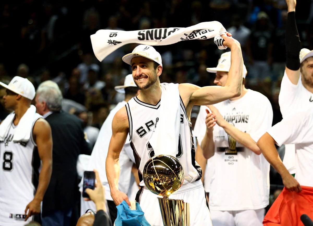 NBALatam's tweet photo. Dato: @manuginobili se retira con un porcentaje ganador de .721(762-295). Es el porcentaje MÁS ALTO en la historia de la #NBA entre jugadores con más de 1000 partidos disputados. #GraciasManu https://t.co/QR0aW1LkZu