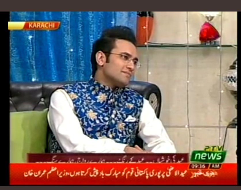 Aqs_aa's tweet photo. #AboutEid
@MHashmiGeo was Guest on #PTVNEWS Morning Show π
#SubheNau
#EidShow #EidAlAzha #MubashirHashmi #Anchor π
You are an inspiration π
Keeep shinning β¨ https://t.co/eEMj3a8msN