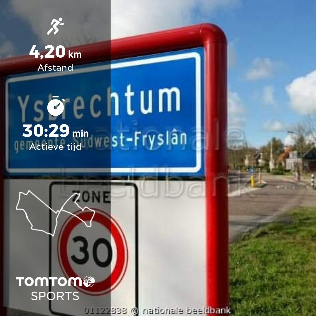 FCGGroundhopper's tweet photo. Vanavond baantraining #AVHorror werd een duurloopje met de trainingsgroep door #Ysbrechtum en door de weiland terug naar de baan. @ikloophard @loopmaatjes @looppassie https://t.co/03LQb0H2W8
