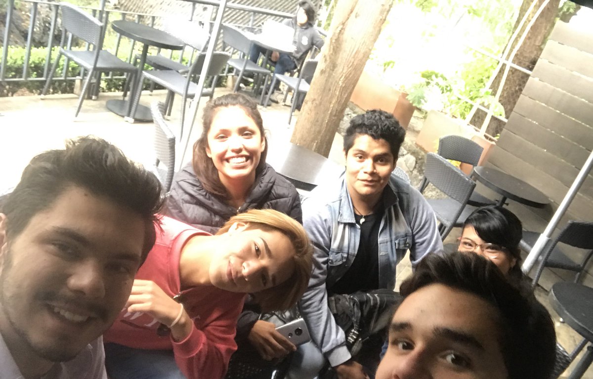 Dm_Guaida's tweet photo. El día de ayer nos reunimos con la nueva estructura de la @Fooj_Contreras! Este equipo juvenil representará bien los intereses de los trabajadores, buscaremos fomentar el trabajo en nuestra delegación y apoyaremos a qué más jóvenes empiecen con buenas oportunidades laborales! https://t.co/1Ci3yheQCE