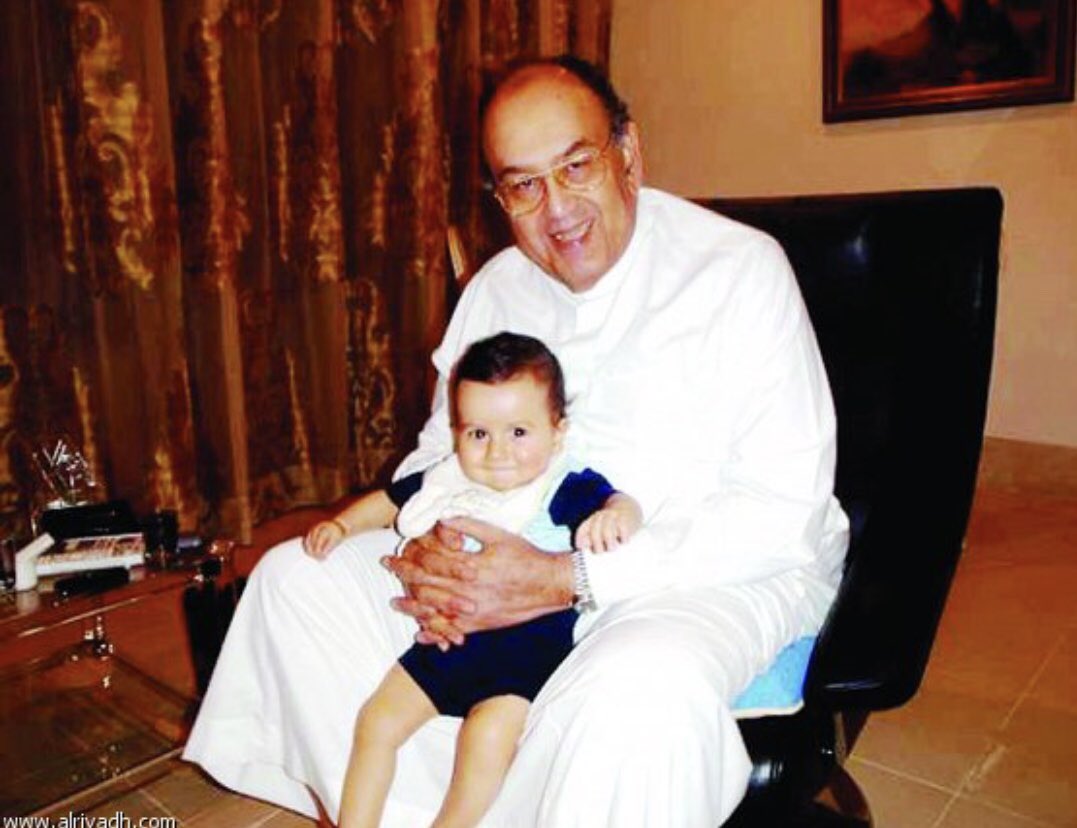 حمد القاضي On Twitter من أجل يارا ورفيقاتهـــــــا أ ولع بالشغـــــل فلا تغضبي بيت من قصيدة هي من أصدق قصائد غازي القصيبي تزاوج ما بين حب وطنه وحنانه على طفلته يارا عندما سألت أباها غازي رحمه