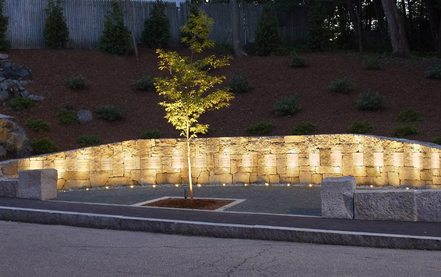 illumicaregroup's tweet photo. Great example of wall #grazing to highlight engravings & accentuate stonework on this memorial at #ProctorsLedge in Salem MA. The designer chose our Mozart in-grade fixture (19 in total), for optimal low-glare, vertical illumination. Nice work by @NEnursery and #ThePatioCompany https://t.co/0rMo11wx3E