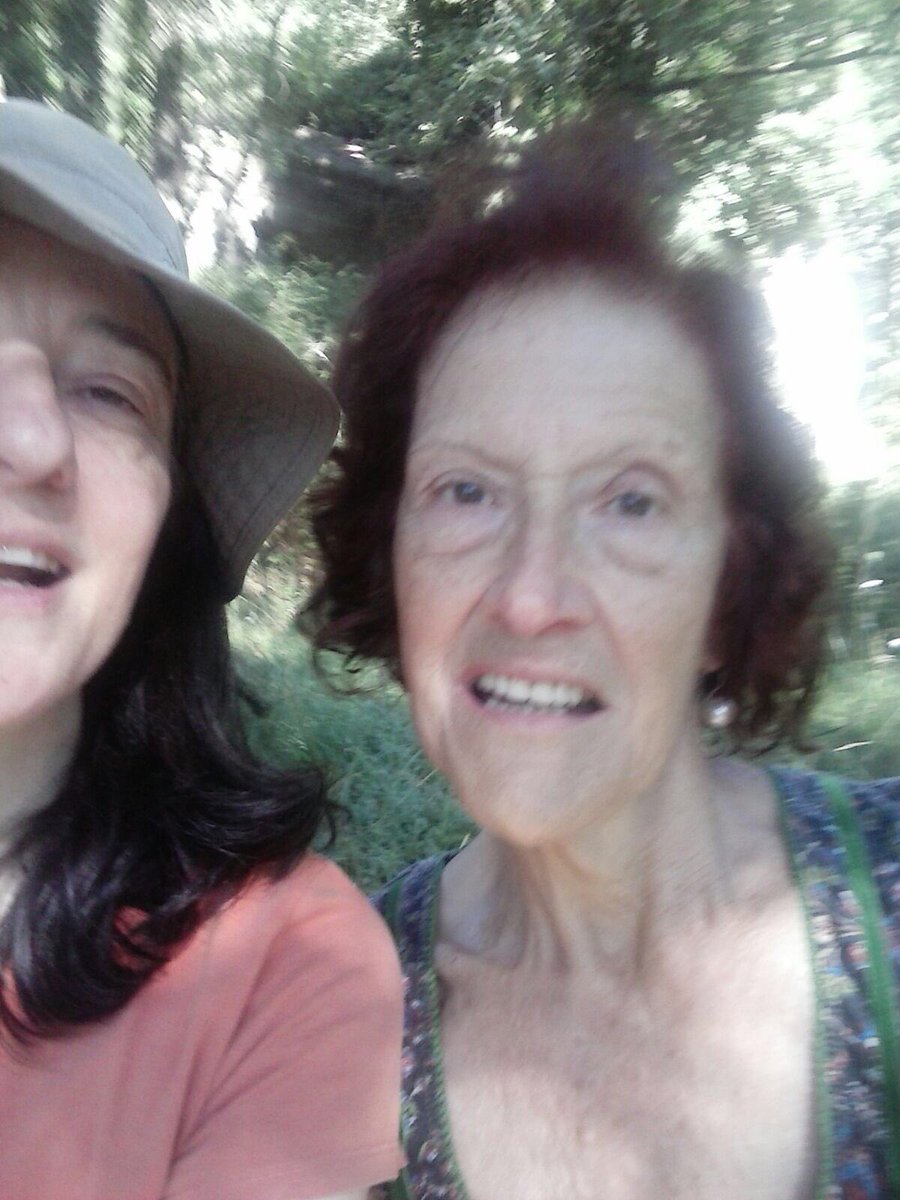 antonibassas's tweet image. Aquesta senyora s’ha perdut  avui quan ha sortit a passejar pel terme municipal de Tavertet (Osona). Es diu Dolors @bomberscat ja n’ha activat la recerca. Si teniu alguna informació, truqueu al 112. Gràcies