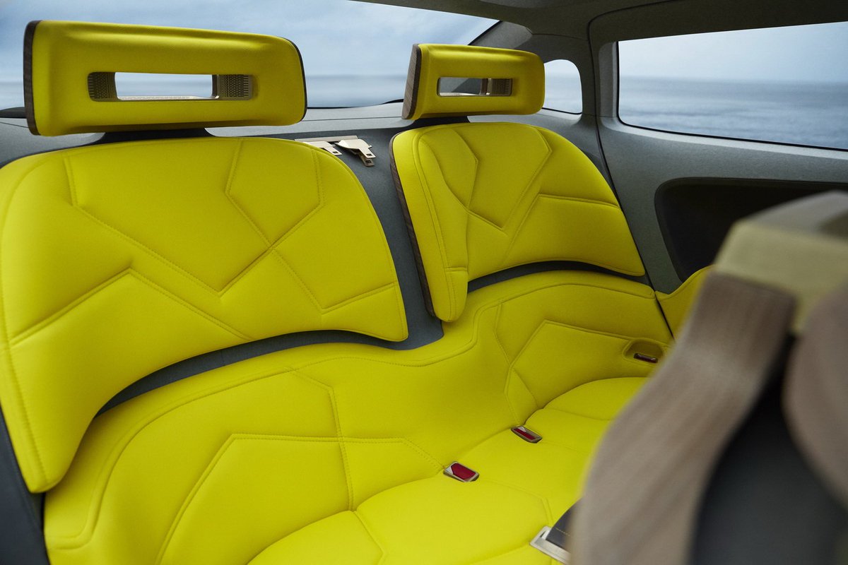 CitroenChile's tweet photo. Acogedor, confortable e hiperconectado, con una interfaz hombre-maquina intuitiva. #CXPERIENCE #Citroën #ConceptCar #Prototype https://t.co/Aq3GByLuED