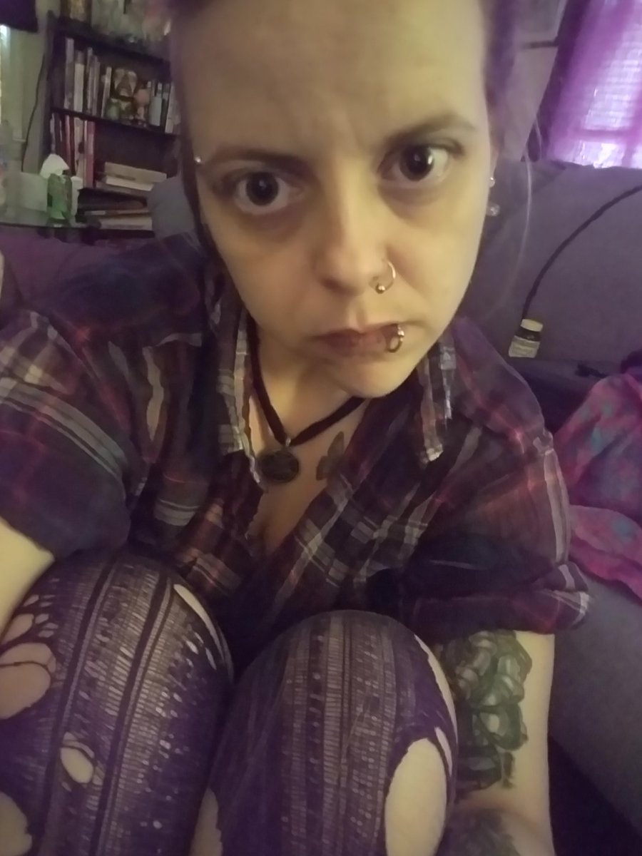 meeshak84's tweet photo. Mood: pretty but will bite...
#direconsequence #stripes #tumblr #mood #hide #inmytree #tenmileshigh #Broken #deal #flannel #tights #goths #pansexual #lost #leftbehind #evil #darkeyes #devilseyes #yourloss #nolove https://t.co/20lJVQKZJY