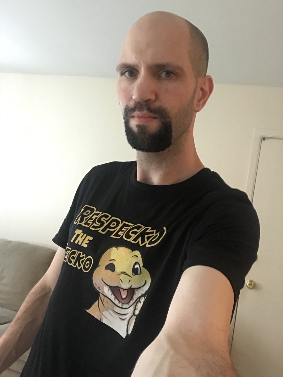 MyOwnCre4tion's tweet photo. New shirt, who dis? @LegendofMAW #MAWLL #MAWchendise https://t.co/iB4fPPGbyd