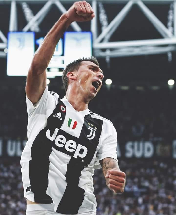 #MANDZUKIC: "Non guardare come giocano gli altri, ma concentrati su di te" 1️⃣7️⃣🦓⚪⚫➡️ https://bit.ly/2wjYWOC
#MarioMandzukic #Marione #MisterNoGood #MM17 #Juventus #Croazia #Hrvatska #Croatia