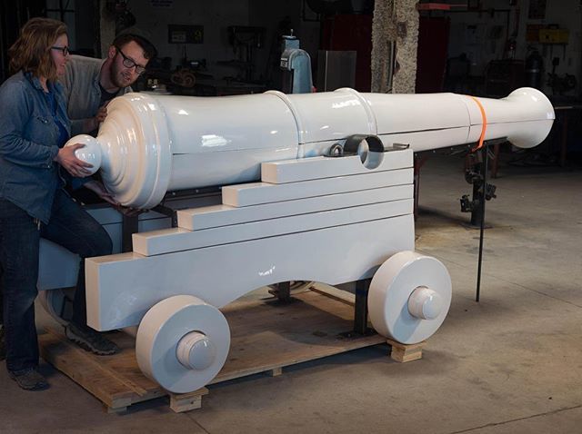 rairorg's tweet photo. Alumni News | Congratulations to Christy Georg (RAiR 2005-06) who was awarded a 2018 Pollock-Krasner Foundation Grant which supports her “Great Guns” project that she began at the Kohler Arts/Industry Program in 2016. https://t.co/ggFUHi06dA #rairorg #tw #fbANews https://t.co/XBxpR2QYVk