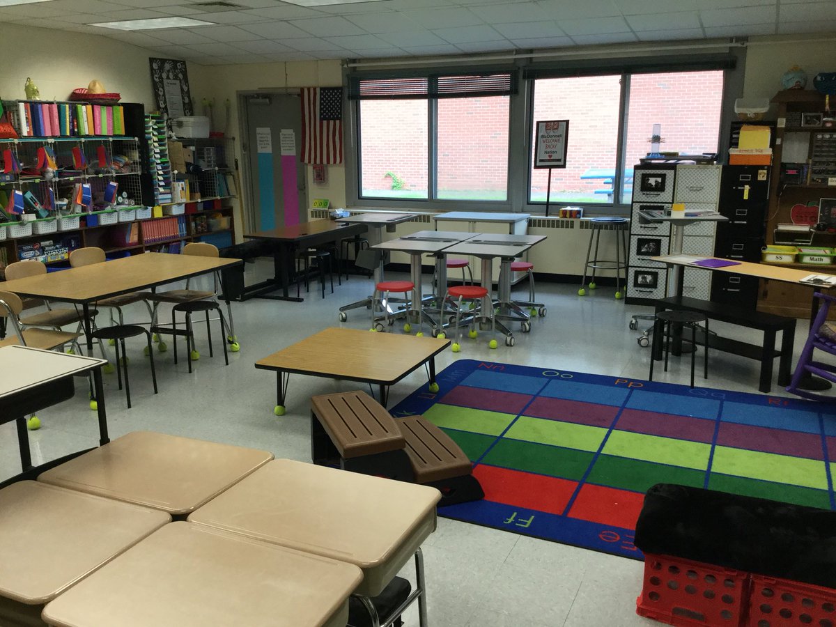 Roaring Brook School tweet media