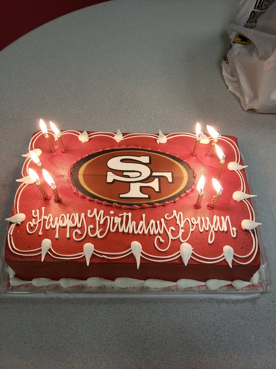 My team is awesome!!! Appreciate the birthday wishes and check out this cake...  #TeamWillow @JL0DucaBayPoint